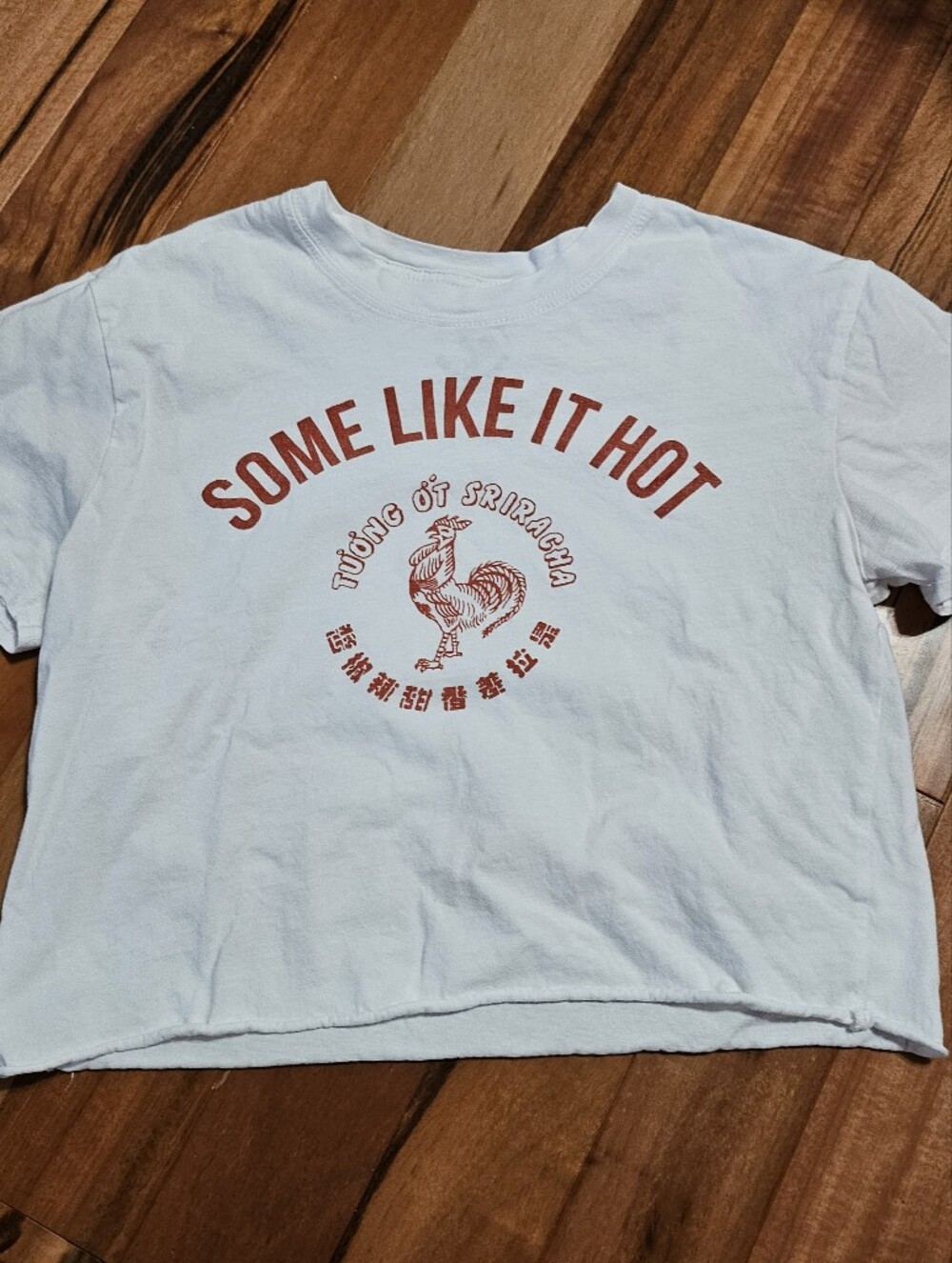 Sriracha white crop T shirt M